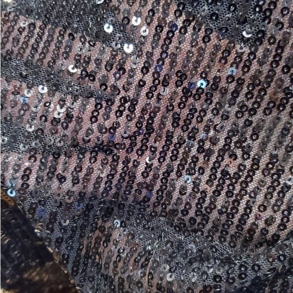 Girls GB GIani Bini Black Sequined Short Sleeve Dress Sz L - Picture 3 of 5